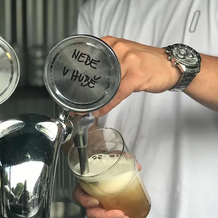 Long Story Short & Cafe * 올로모우츠