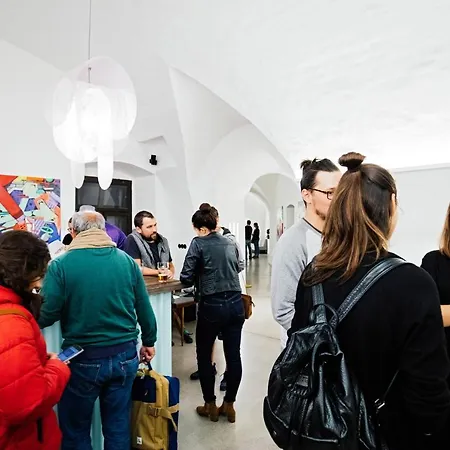 Long Story Short Hostel&café Olomouc