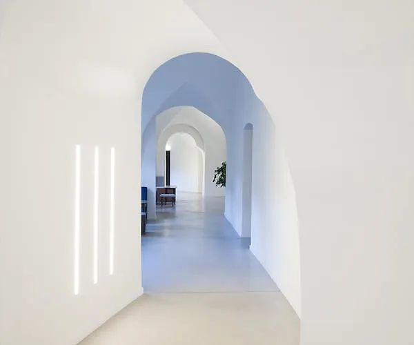 Long Story Short & Cafe