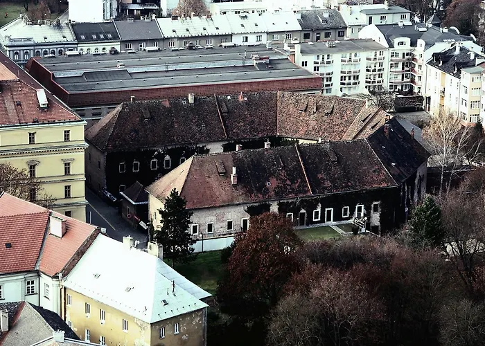 Long Story Short & Cafe * Olmütz