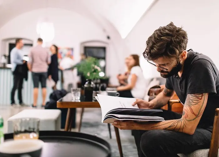 Long Story Short & Cafe * Olomouc