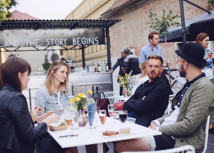 Long Story Short & Cafe Hostel